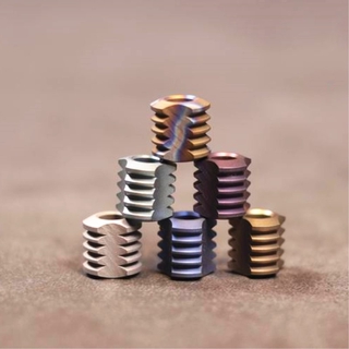 CNEDC E Titanium Alloy Paracord Beads Section Triangle Pendant Knife Beads Outdoor Tool Beads
