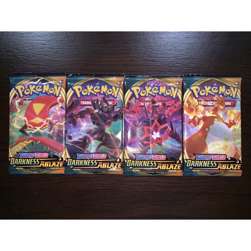 ภาพหน้าปกสินค้าPokemon - Darkness Ablaze Booster 1 Pack - 1 Random Artwork - 1 ซอง