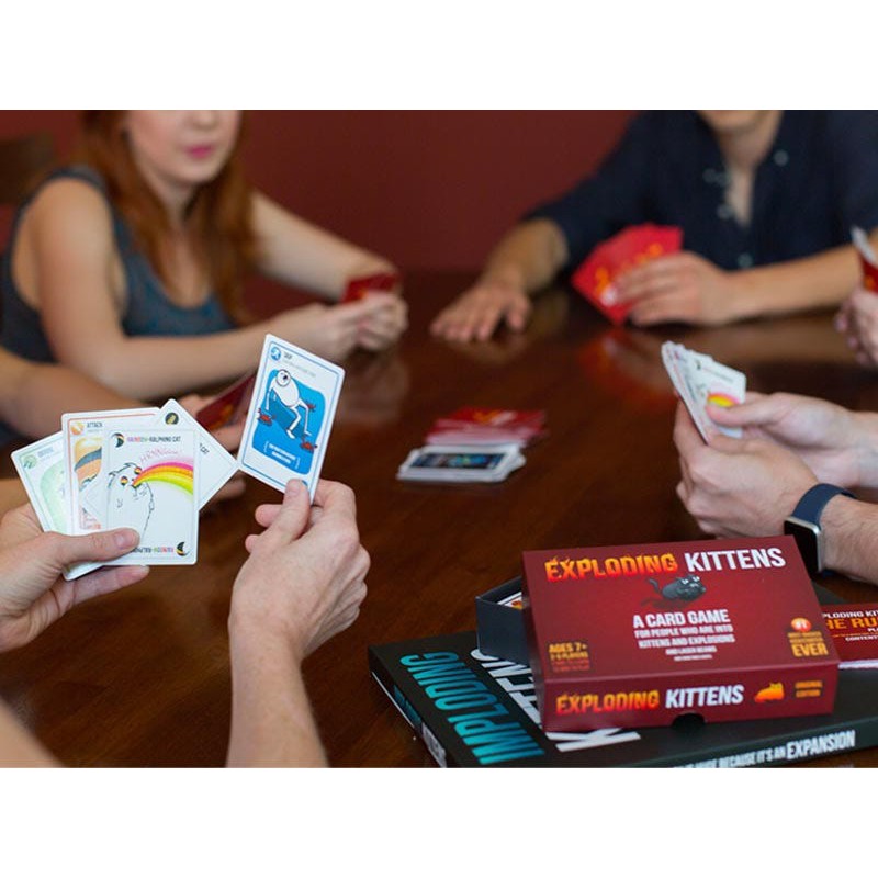 ภาพสินค้าการ์ดเกม Exploding Kittens แมวระเบิด คู่มือไทย  พร้อมส่ง (มีเก็บเงินปลายทาง) จากร้าน vans1966 บน Shopee ภาพที่ 1