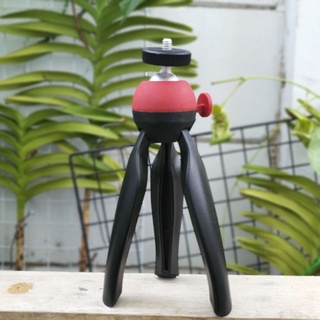 ขาตั้งกล้อง Tripod Mini ออกแบบให้ขามีลักษณะพิเศษเข้ากับการจับใช้งานง่ายหนุมได้ 180° ขาตั้ง ขากล้อง ตั้งกล้อง