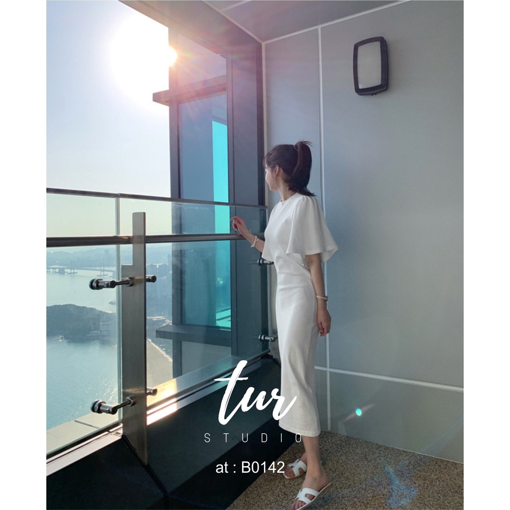 ชุดเดรสผ้ายืดสไตล์เกาหลี-แขนกระดิ่ง-ทรงเบสิค-เรียบง่าย