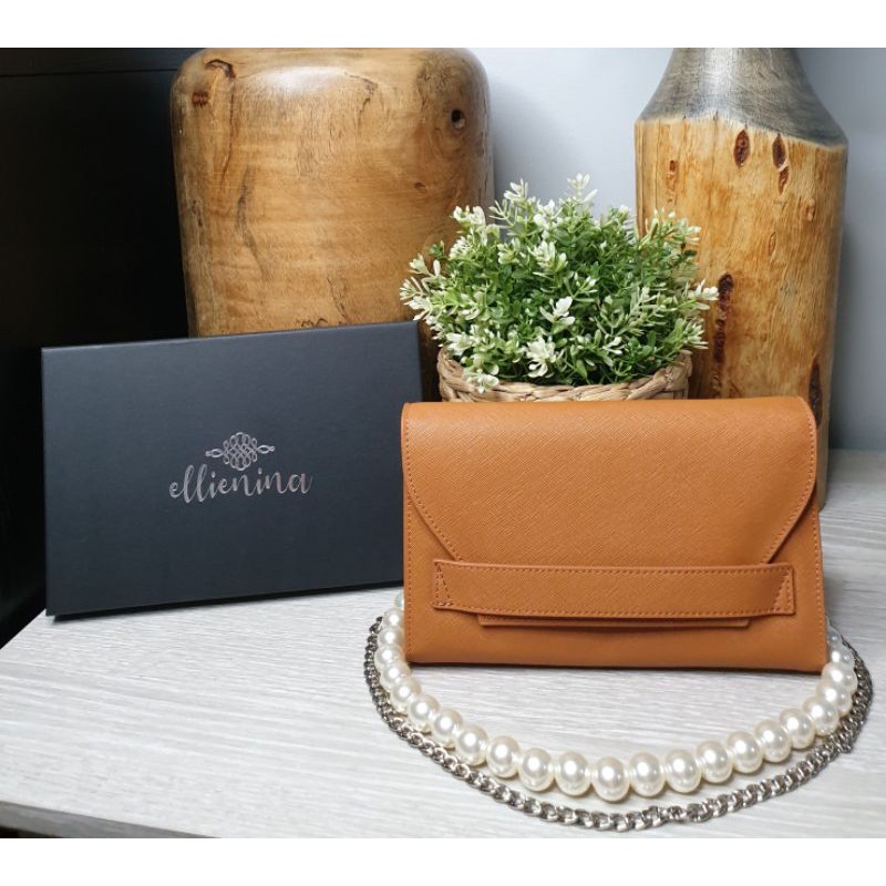 กระเป๋า-woc-wallet-on-chain-กระเป๋าคลัทช์-คลัทช์ไปงาน-หนังแท้-กระเป๋าหนังแท้-ellienina-brand