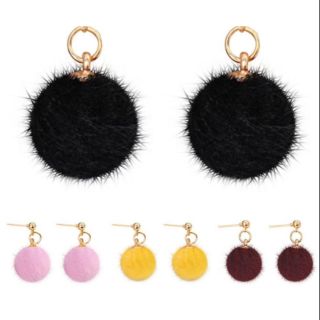 พร้อมส่ง​ ต่างหู​ pompom