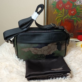 กระเป๋าแบรนด์เนมมือสอง COACH GRAHAM CROSSBODY IN SIGNATURE CANVAS WITH CAMO PRINT (COACH F67326)แท้ 100%