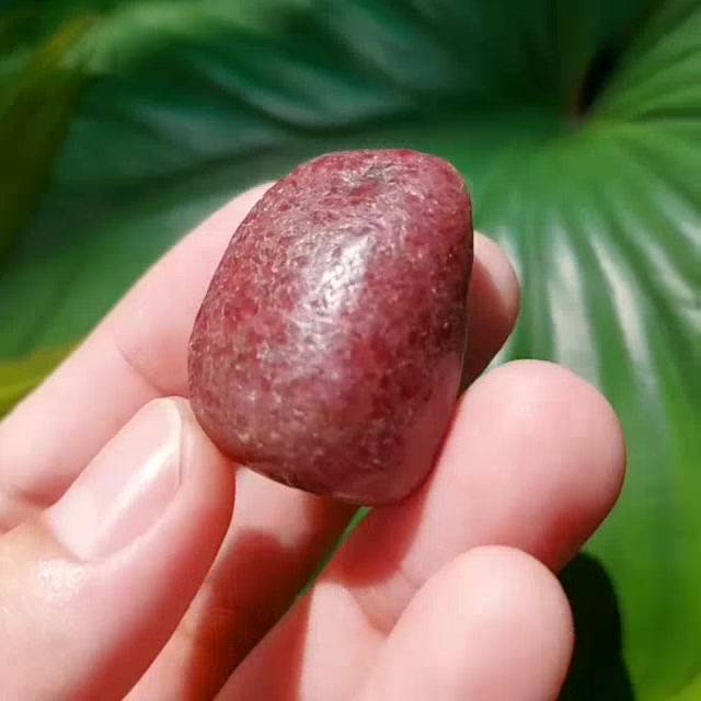 หินโรโดไนต์ขัดมัน-rhodonite-tumbled