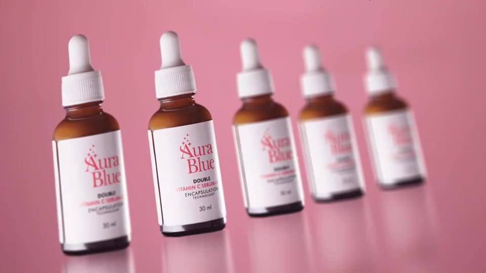 aurablue-ออร่าบลู-เซรั่มดับเบิ้ลวิตามินซี-หน้าใส-ลดริ้วรอย-หมดปัญหาเรื่องสิวฝ้า-กระ-สารสกัดเกรดพรีเมียม