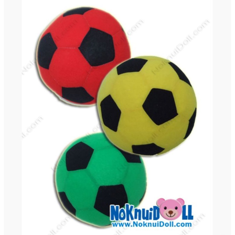 รูปภาพของลูกฟุตบอล​ผ้ายัดด้วยโฟม มีสีแดง/เหลือง/เขียวลองเช็คราคา
