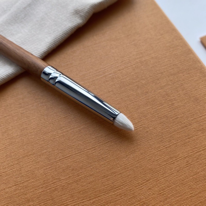 brush-studio-s-series-307-pencil-brush-แปรงแต่งตาทรงดินสอ
