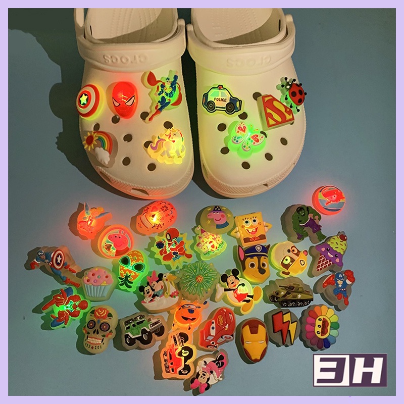 FHZ™ Jibbitz Original/44 รูปแบบ สไตล์ LED/jibbitz For Crocs ของแท้