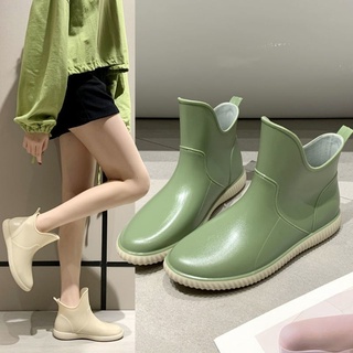 สินค้า Rain boots รองเท้าบูทกันฝน สไตล์ญี่ปุ่น รองเท้าบูทกันฝนแบบสั้น รองเท้าน้ำ รองเท้าบูทยาง รองเท้าทำงานในครัว