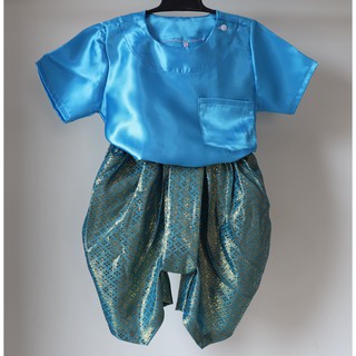 ภาพหน้าปกสินค้าชุดไทยเด็ก ชุดไทยเด็กชาย คอกลมผ่าไหล่(โจงผ้าตาด) ที่เกี่ยวข้อง