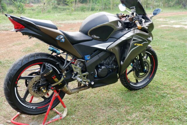 จ่ายครั้งเดียวจบ-สแตนยกรถ100-300cc