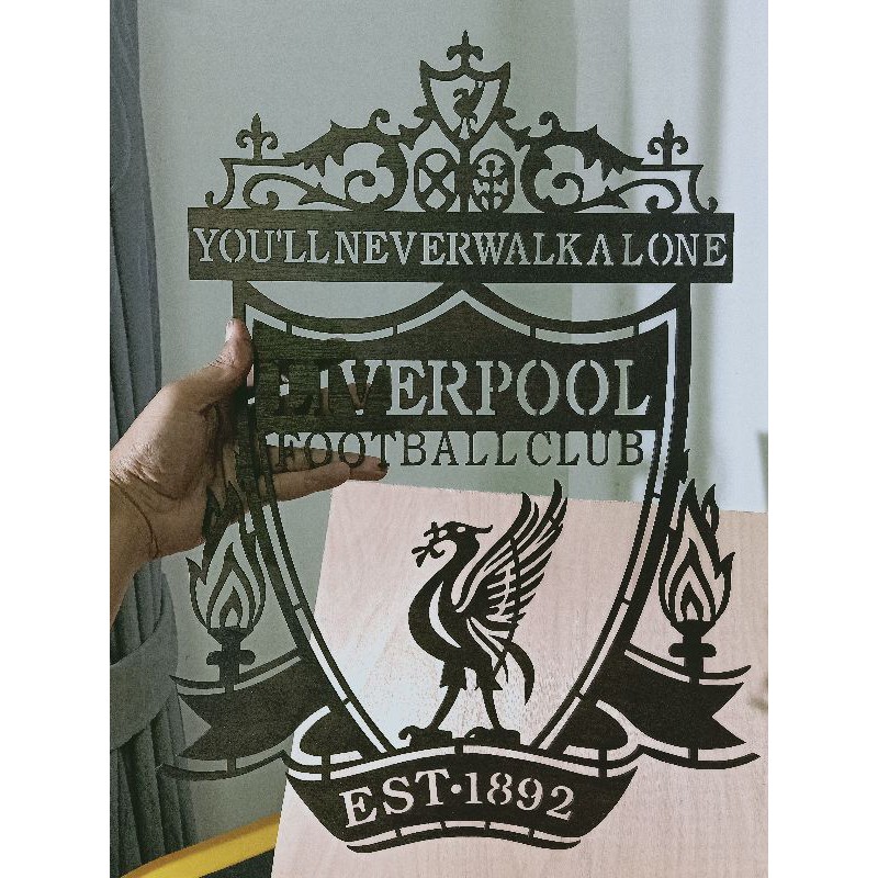 ภาพหน้าปกสินค้าป้ายลิเวอร์พูล Logo Liverpool ป้ายแห่ลิเวอร์พูล ไม้อัด 3 มิลและเหล็ก 1.5 มิล ตัดเลเซอร์ จากร้าน atthapolwaewpook บน Shopee