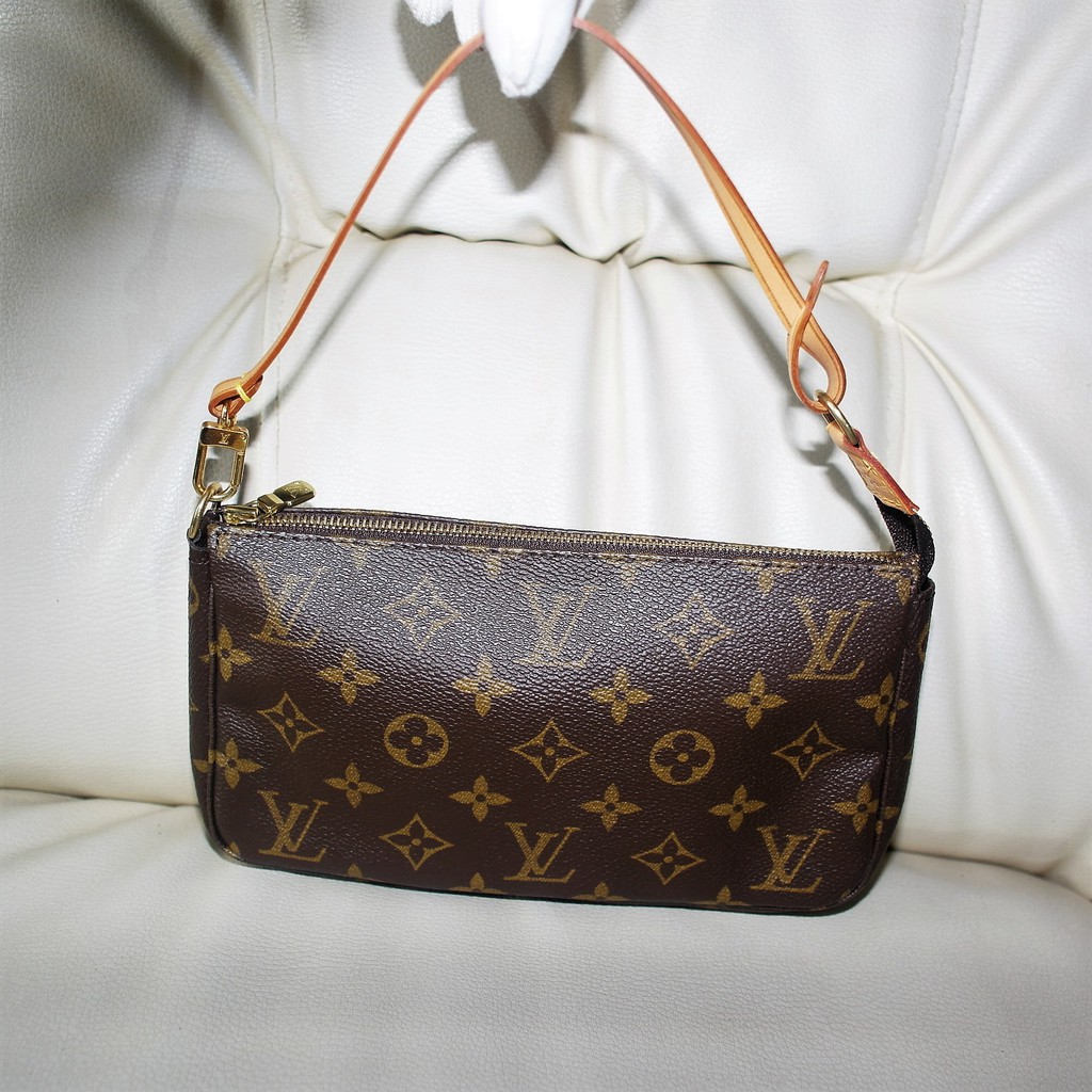 Louis Vuitton Pochette Accessories Monogram Shoulder Bag M51980