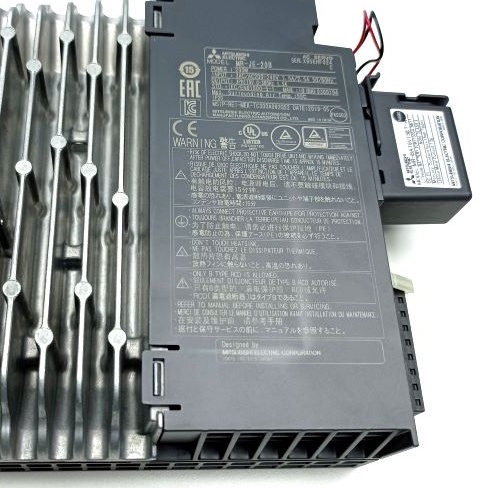 พร้อมส่ง-c-used-mr-je-20b-servo-amplifier-ชุดควบคุมการขับเคลื่อนเซอร์โว-สเปค-200w-mitsubishi-66-002-129