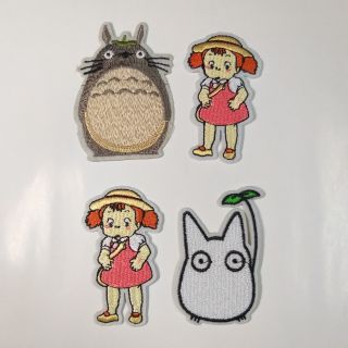 ตัวรีด totoro กาวด้านหลัง รีดติดบนกระเป๋าหรือเสื้อน่ารักๆ