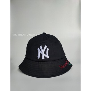 ภาพขนาดย่อของภาพหน้าปกสินค้าหมวกบัคเก็ตNY มือสองของแท้100% bucket by MLB (สีดำ) จากร้าน mahlag บน Shopee