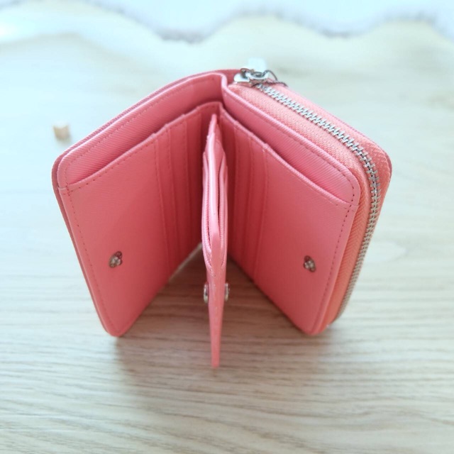 charles-amp-keith-mini-wallet-outlet-สีชมพู