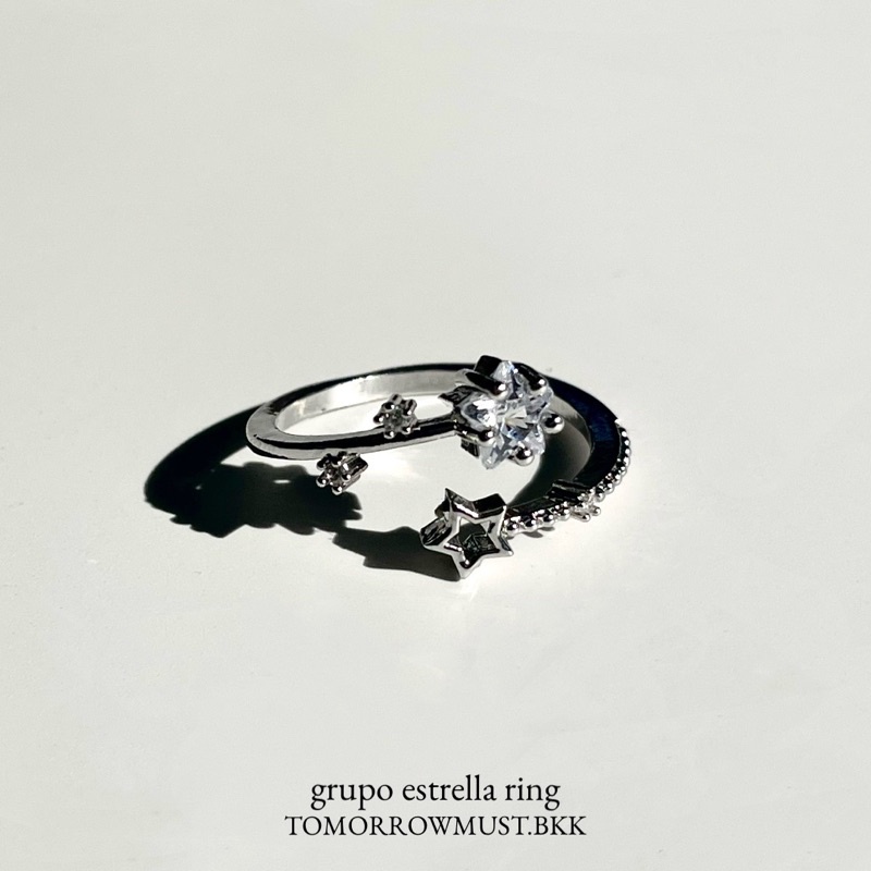 ภาพหน้าปกสินค้าGrupo estrella silver ring