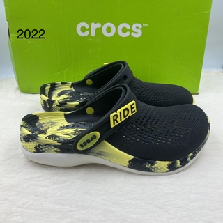 รองเท้าcrocsแบบสวมสำหรับผู้ชายรุ่น 2022มาใหม่ล่าสุด สวยทุกสี สินค้าคุณภาพดีน้ำหนักเบาสวมใส่สบายและทนมากๆ รับรองสินค้าตรง