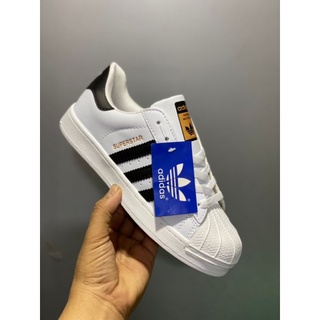 🔥 สินค้าพร้อมส่ง 🔥รองเท้าผ้าใบ Adidas