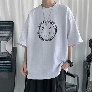 🔥COD M-8XL🔥 แฟชั่นเสื้อยืดแขนสั้นผู้ชายหลวมสบายๆเวอร์ชั่นเกาหลีของเทรนด์ขนาดใหญ่เสื้อยืดลายโอเวอร์ไซส์
