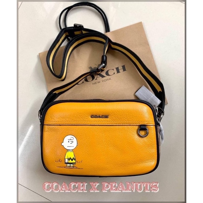limited-edition-x-peanuts-coach-x-peanuts-graham-crossbody-with-charlie-brown-c4026