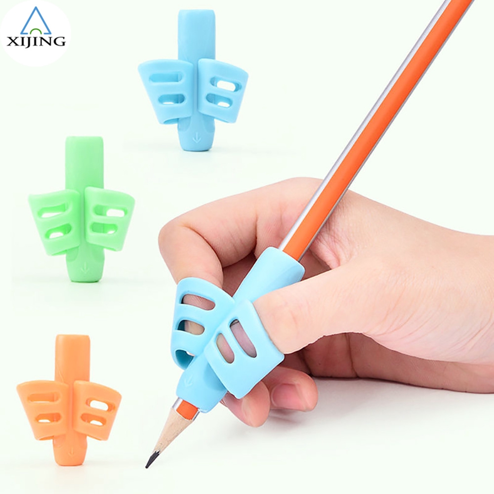 ภาพหน้าปกสินค้า(xijing) ปลอกซิลิโคน สวมนิ้วมือ จับดินสอเขียน สำหรับเด็ก