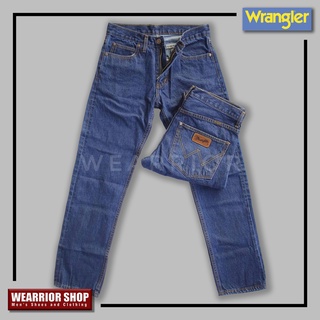 ภาพหน้าปกสินค้ากางเกงยีนส์ Wrangler ขากระบอก ผ้านิ่ม ขัดทราย สวมใส่สบาย ชาย หญิง ที่เกี่ยวข้อง