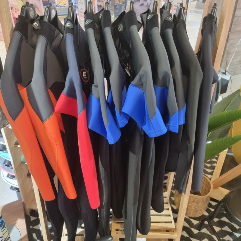 ลิขสิทธิ์แท้-ripcurl-wetsuits-wetsuit-rip-curl-ชุดว่ายน้ำ-ชุดดำน้ำ-ชุดเซิร์ฟ-ชุดเซิฟ