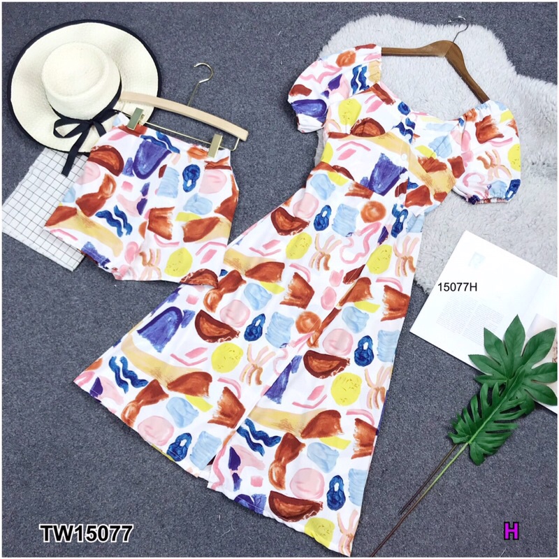 tw15077-set-2-ชิ้น-เสื้อยัวยาวแขนตุ๊กตา-พิมลายกราฟฟิก-ผ้าไหมอิตาลี่-กางเกงลายเข้าเซต-เอวยืดสม็อคหลัง-พร้อมส่ง