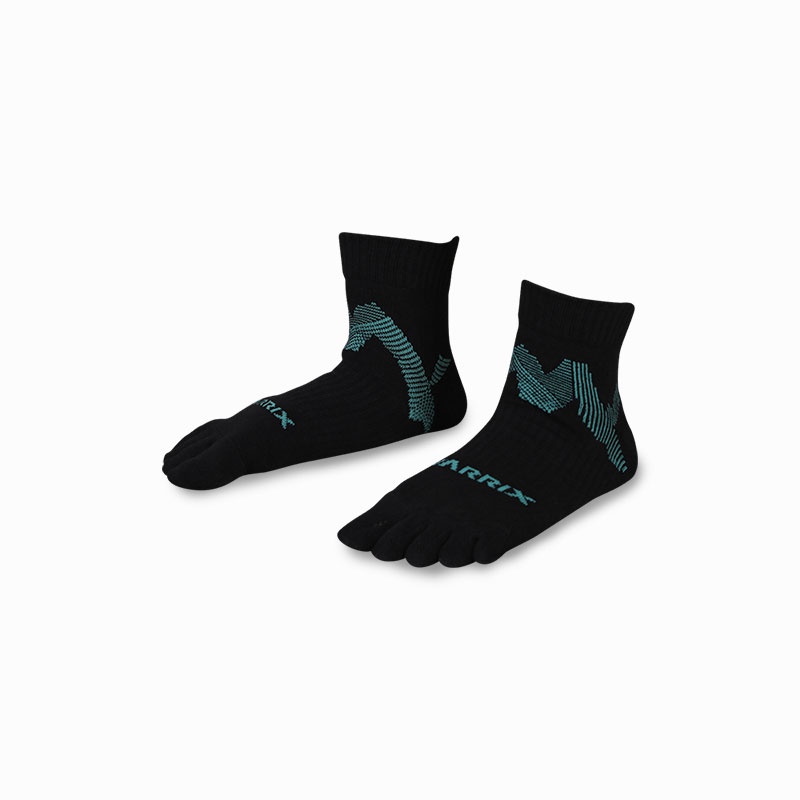 ภาพหน้าปกสินค้าถุงเท้าวิ่ง ถุงเท้าแยกนิ้ว WARRIX WARRIX FIVE FINGER SOCKS (WC-221RNACL01) ถุงเท้าสั้น