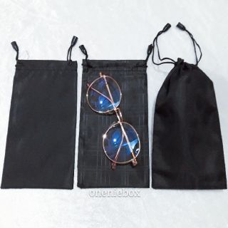 เช็ครีวิวสินค้าถุงใส่แว่นตา ซองแว่นตา ซองมือถือ สีดำ1ชิ้น
