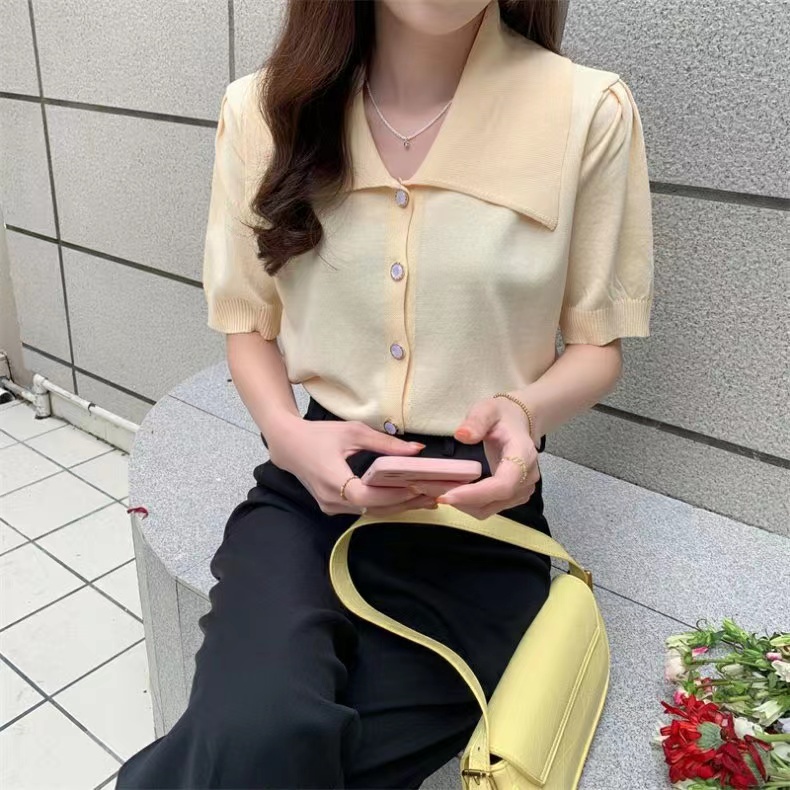 cicishop-a389-1-เสื้อแขนสั้นไหมพรม-ลายทาง-สีพื้น-คอปกหระดุมหน้า-คอปก-สไตล์เกาหลี-มินิมอล-ทรงสวย