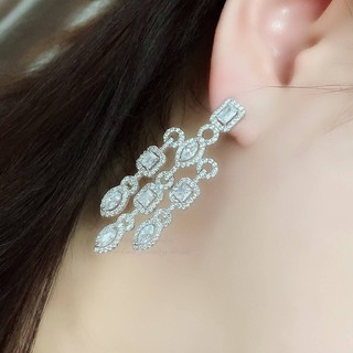 Diamond Earring ต่างหูเพชร ต่างหูออกงาน  ตกแต่งด้วยเพชร CZ แท้ งานสวยน่ารัก ดีไซส์เก๋มากๆค่ะ เพชรวิ้งที่สุดมีคลาสมากๆค่ะ