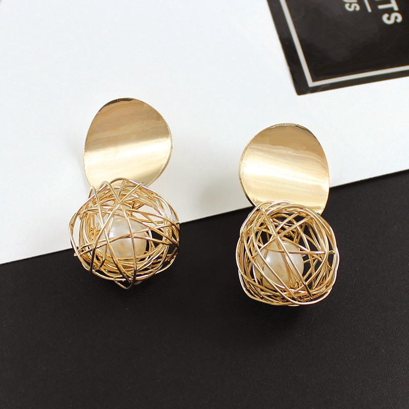 geometry-gold-silver-alloy-ball-pearl-stud-earring