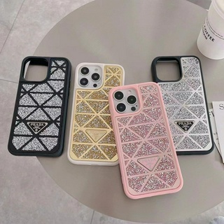 พร้อมส่ง เคสโทรศัพท์มือถือนิ่ม กันตก ลายแบรนด์แฟชั่น ประดับเพชร ทรงสี่เหลี่ยมขนมเปียกปูน สําหรับ Iphone 14 14pro 14proMax 13 13pro 13proMax 12 12pro 12proMax