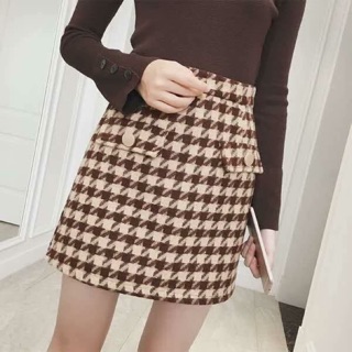 พร้อมส่ง &gt;&gt; กระโปรงสั่นลายสก๊อตทรงเอ