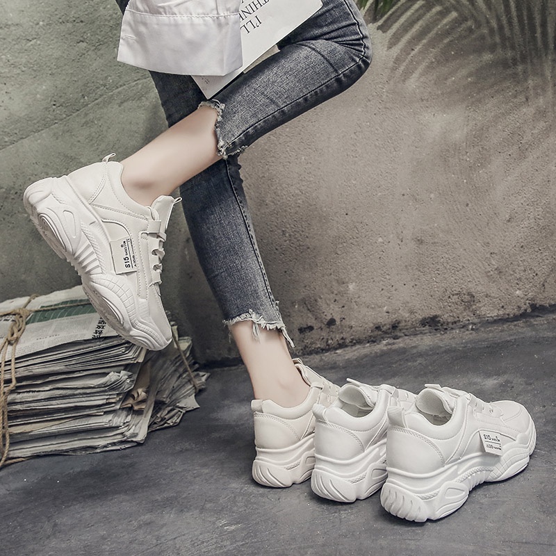 ภาพสินค้าChaichaishop พร้อมส่ง รองเท้าผ้าใบ สไตล์เกาหลี รองเท้าผู้หญิง สีเบจ สวยมินิมอลมาก เสริมส้น 5 cm รองเท้าส้นตึก สวย จากร้าน chaichaishop1 บน Shopee ภาพที่ 7
