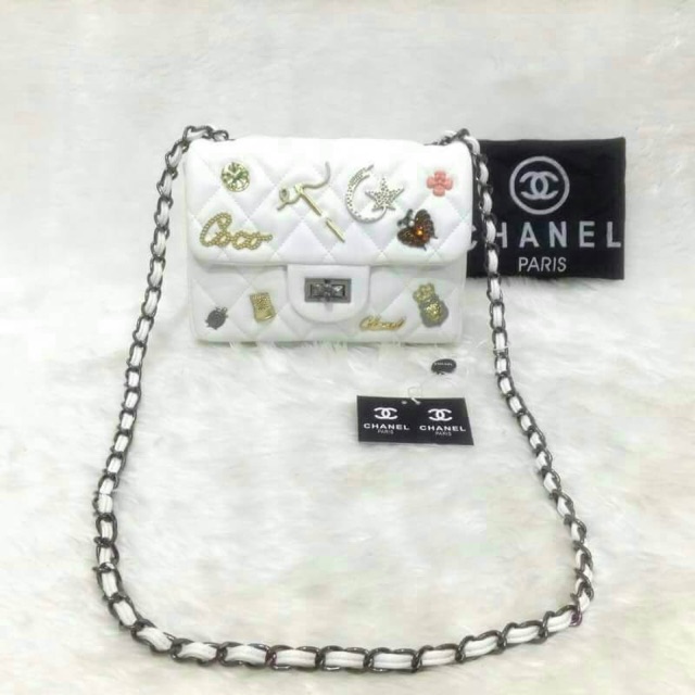 chanel-mini