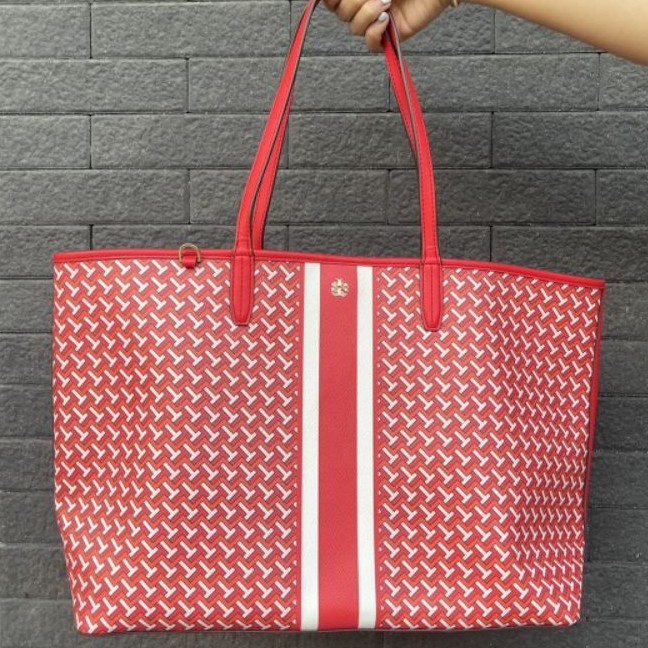 สด-ผ่อน-กระเป๋าสะพายชอปปิ้งสีแดง-tory-burch-t-zag-tote-64206-สี-red-tzag-mfo