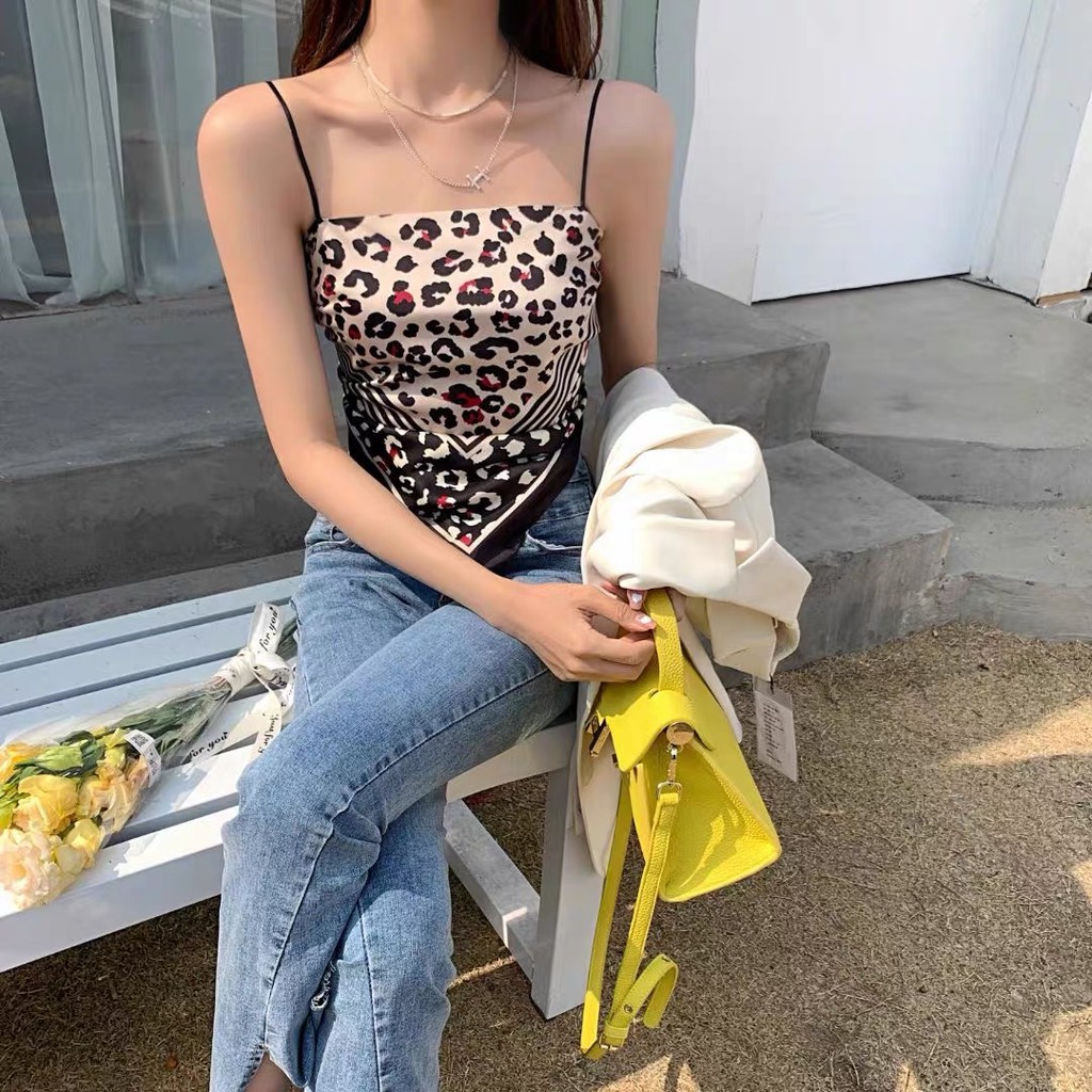cicishop-510-สายเดี่ยวซาตินทรงสามเหลี่ยมผ้าเช็ดหน้าผูกหลัง-งานแซ่บใส่ได้สองด้าน-เย็บ2ชั้นนุ่มลื่น-ปรับสายได้
