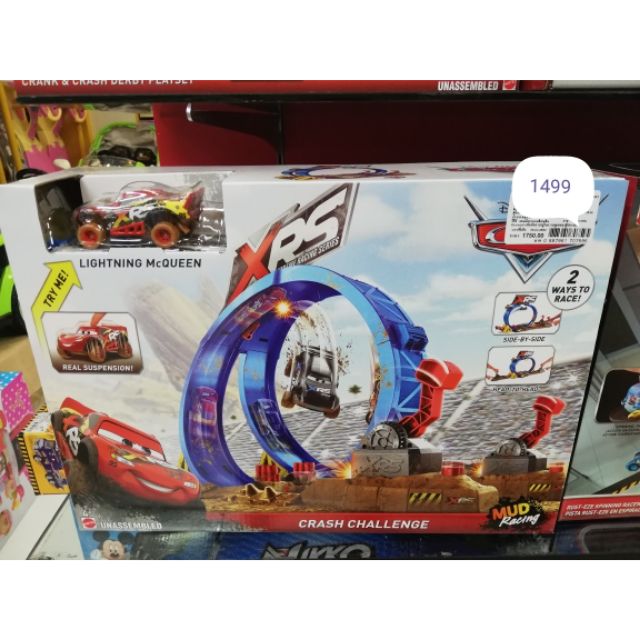 cars-set-lightning-mcqueen-crash-challenge