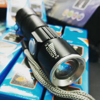 LED FLASH LIGHT  RECHARGEABLE