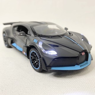 ภาพหน้าปกสินค้ารถโมเดลเหล็ก บูกัตติ ดิโว Bugatti Divo 🔥🔥🔥 สเกล 1/32 มีไฟมีเสียง ที่เกี่ยวข้อง