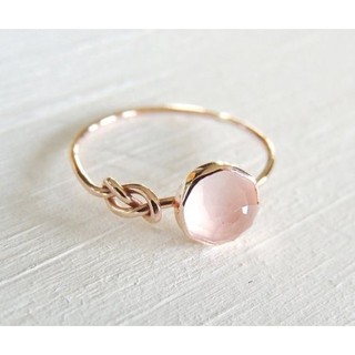 แหวนมูนสโตนสีชมพูหญิงไฟฟ้าในยุโรปและอเมริกา 18k เพิ่มขึ้นแหวนทองสร้างสรรค์