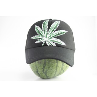 สินค้าราสต้า Cap Black Color Big Leaf หมวกแก๊ปราสต้าสีดำ ลายใบธรรมชาติสีเขียว-ขาวขนาดใหญ่