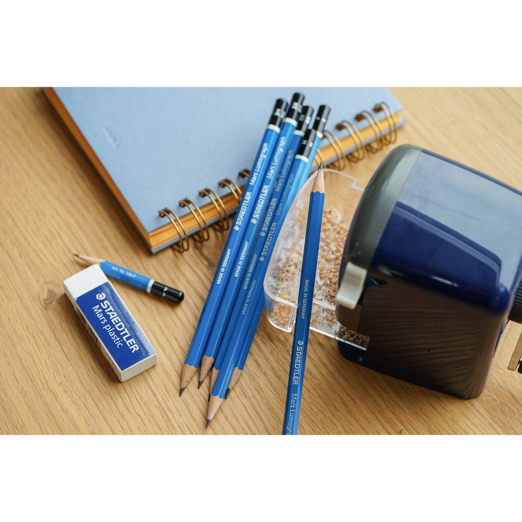 ดินสอ-staedtler-ดินสอเขียนแบบ-ee-ด้ามสีฟ้า-lumograph-ดินสอ-pencil-รุ่น-100-ee-12ด้าม-กล่อง