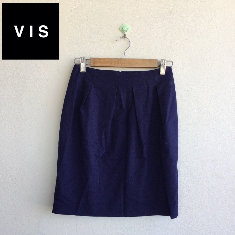 กระโปรงสั้น-สีน้ำเงิน-vis