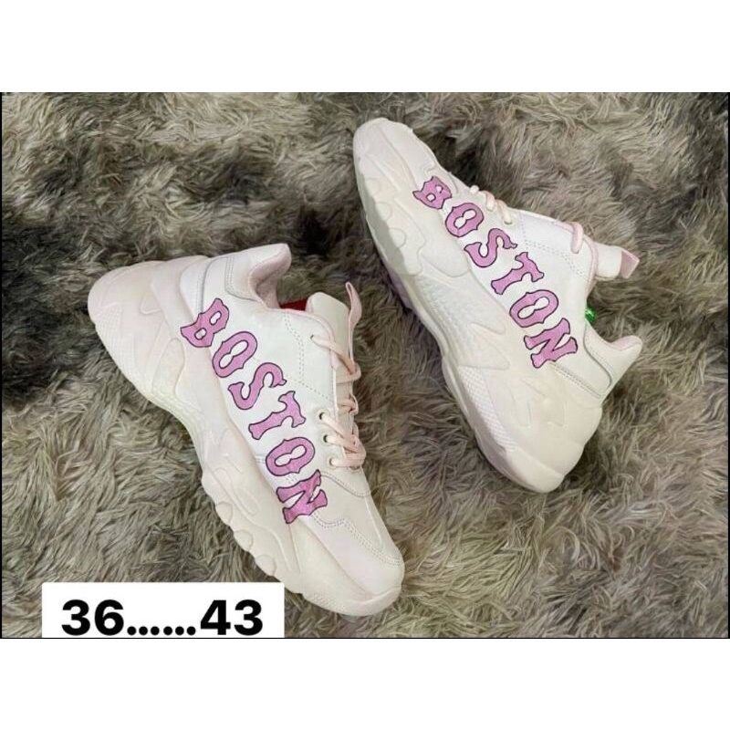 รองเท้าสีชมพูอ่อน-size-36-40-สินค้าใหม่